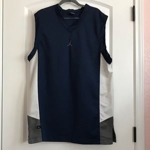 Men’s navy blue shirt